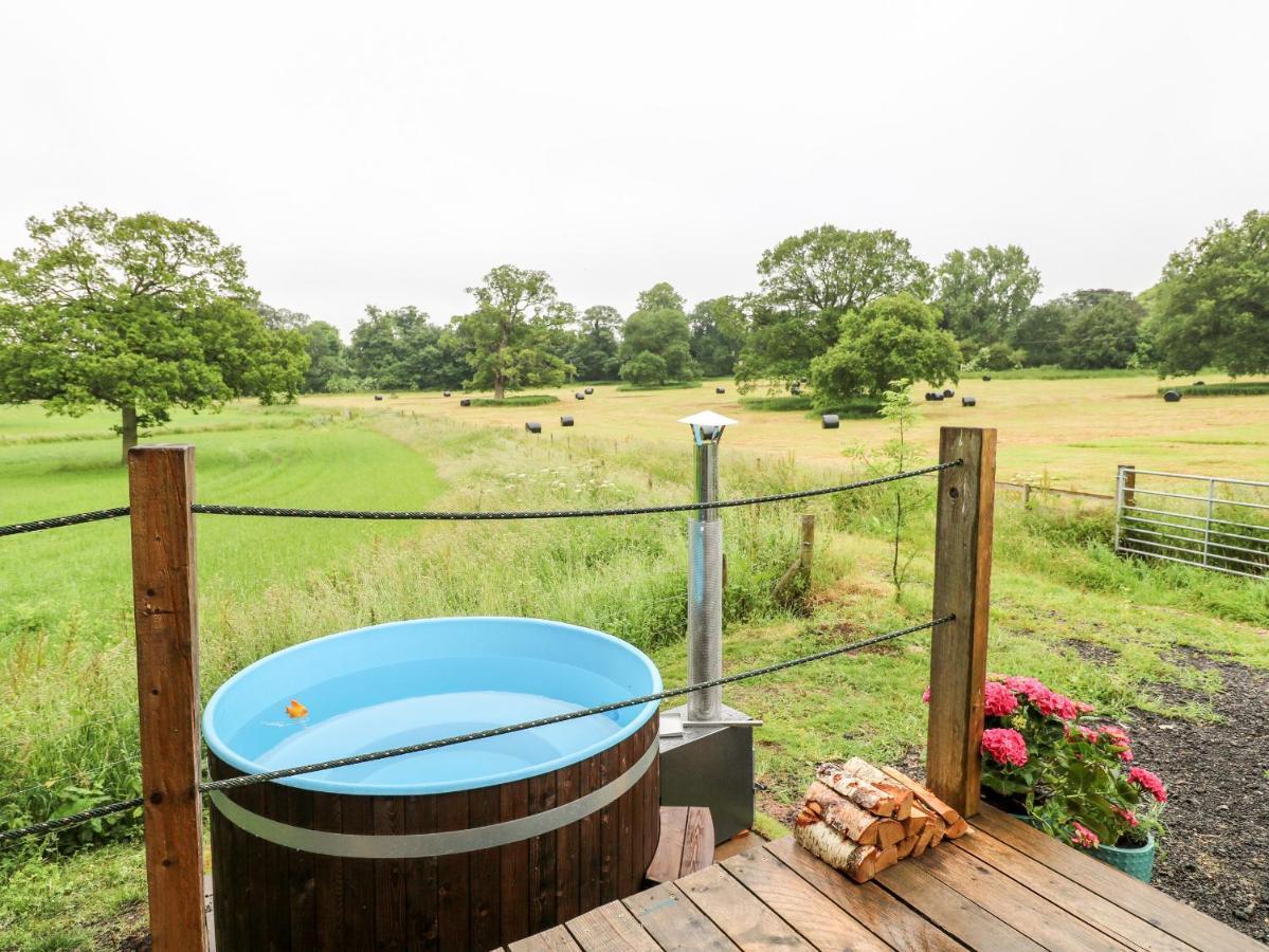 Villa The Lazy Mare By The Water Rugeley Exterior foto