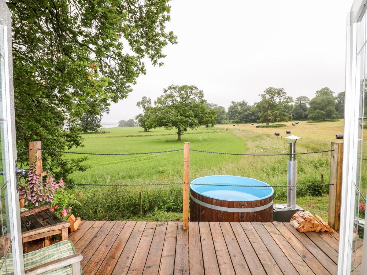 Villa The Lazy Mare By The Water Rugeley Exterior foto